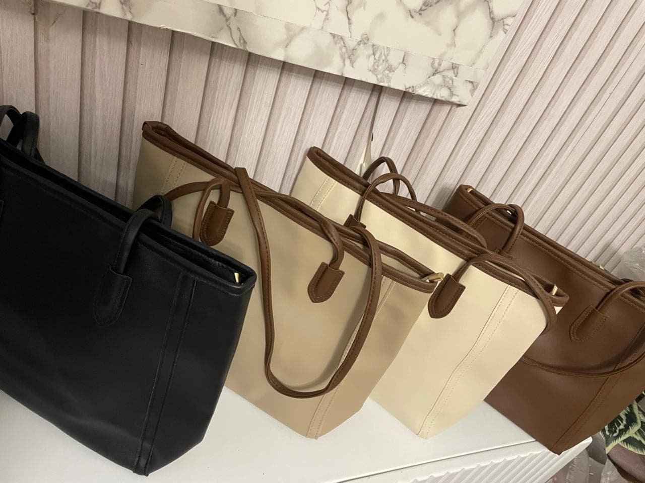 Leather tote 13 inch - alternate view